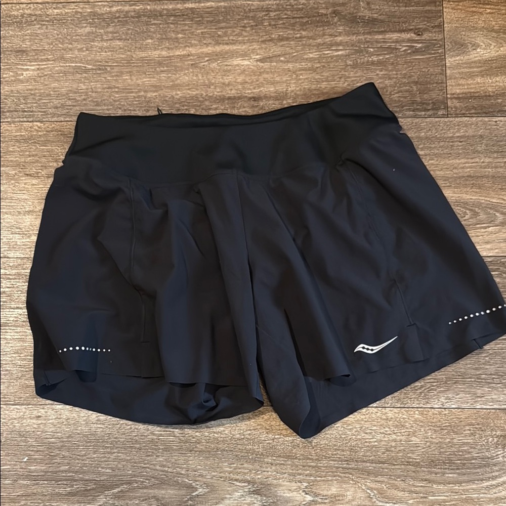 Saucony Black Athletic Shorts Lightweight Performance